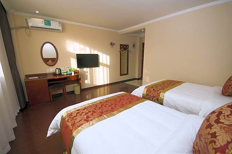 Greentree Inn Jinan Pingyin Express