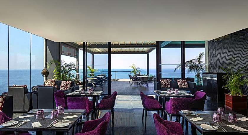 Radisson Hotel Colombo