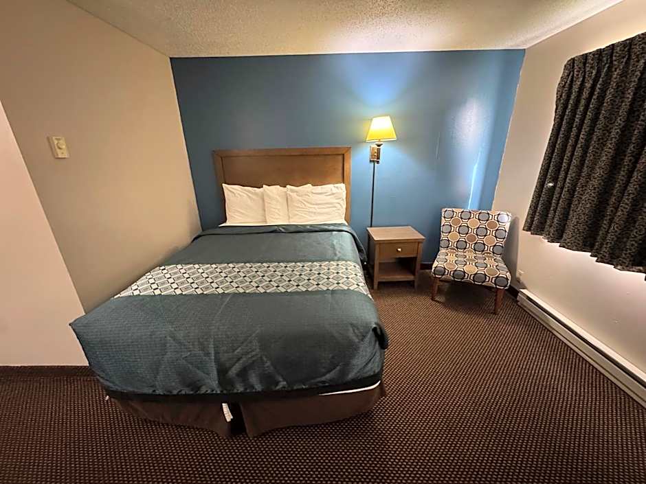 Red Wing Inn and Suite