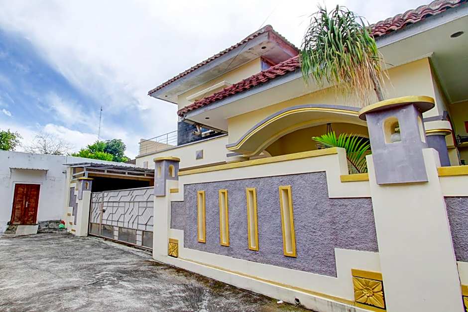 Hotel O Kenzie Bunkbed Syariah