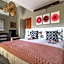 Hog Hollow Country Lodge