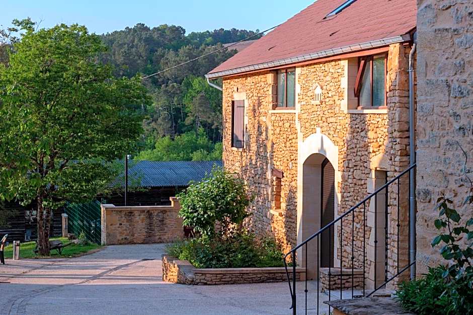 Aux Bories de Marquay, chambres d'hôtes B&B avec piscine et SPA près de Sarlat