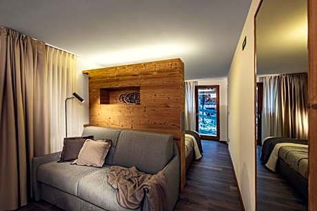 Economy Quadruple Room