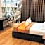 Grand Astoria Hotel