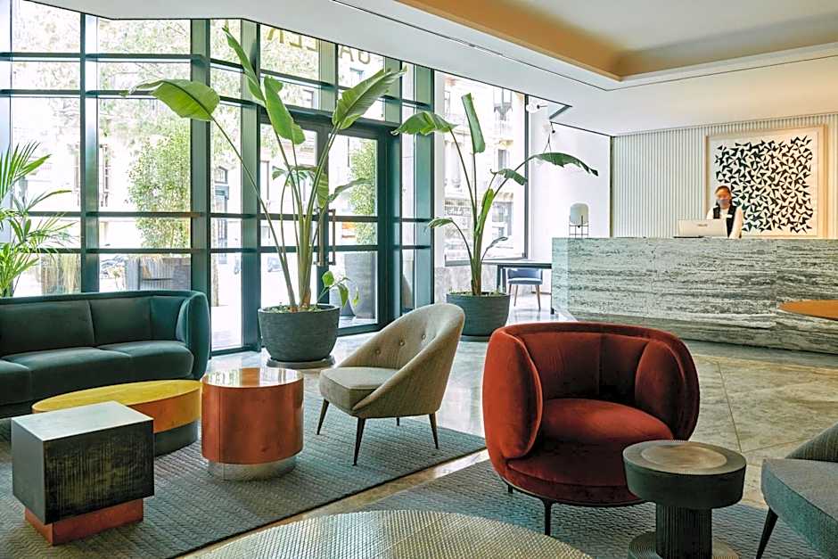 Gallery Hotel