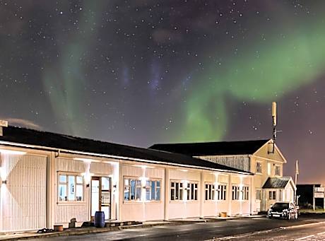 Bakki Hostel and Apartments