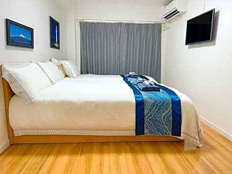 Twin Room with Balcony