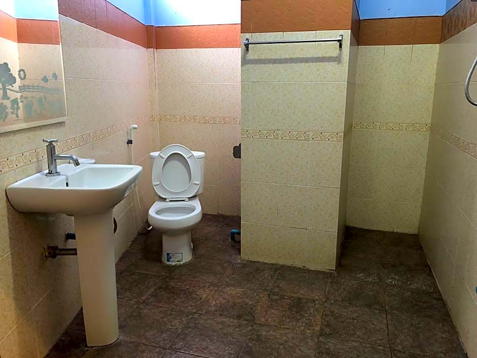 Sout Jai Guest House & Restaurant