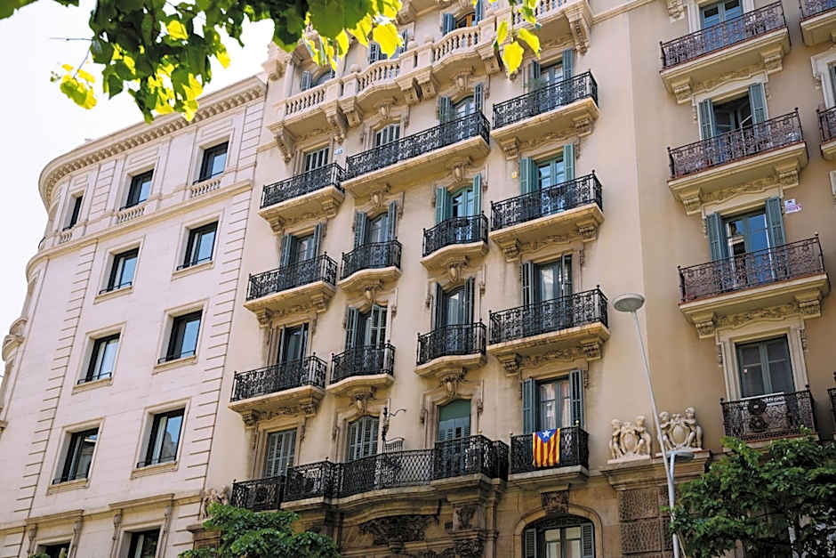 Balmes Private Rooms