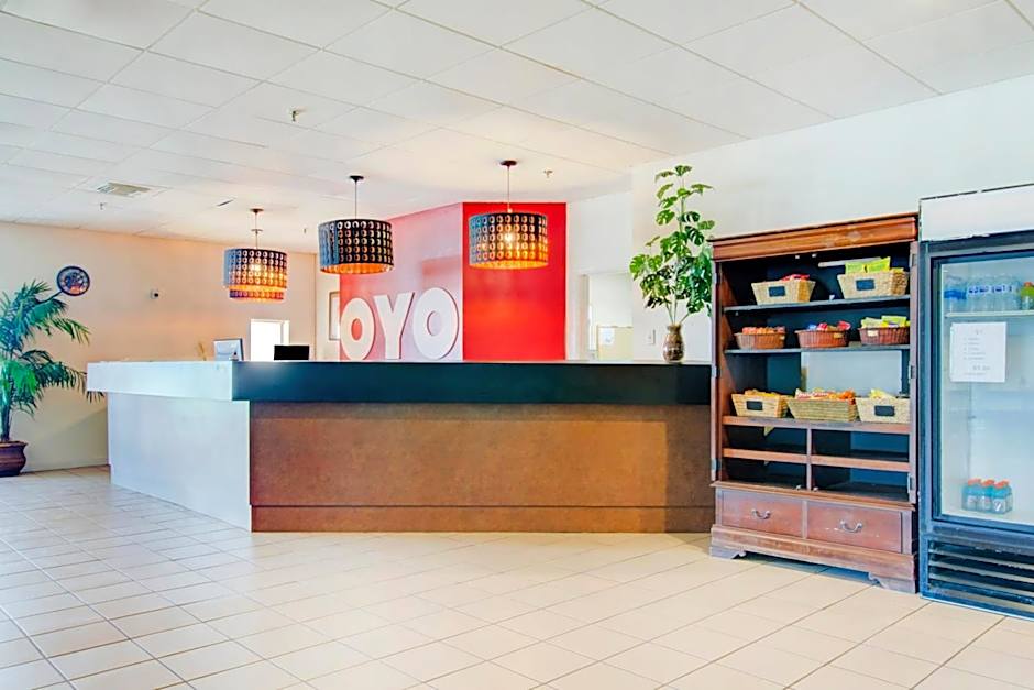 OYO Hotel Dundee By Crystal Lake
