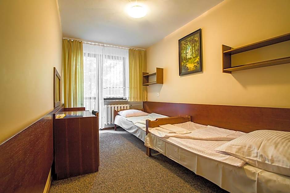 OW Inter Piast Kalbornia - z własną plażą z kąpieliskiem i przystanią