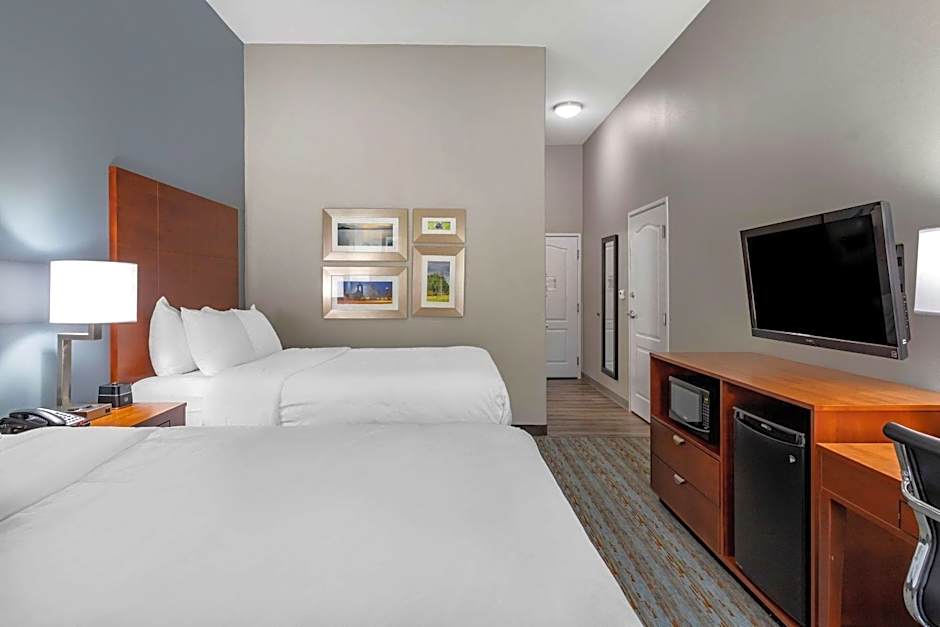 Comfort Inn & Suites