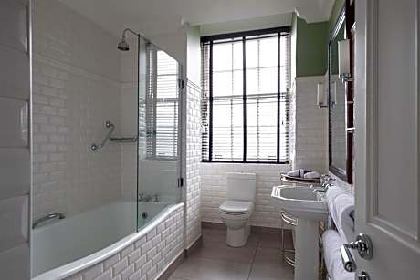 Classic Double or Twin Room