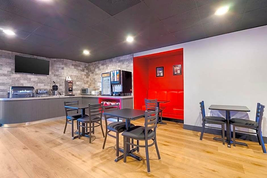 SPOT X Hotel Tampa - Wesley Chapel by The Red Collection
