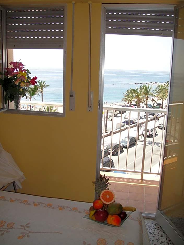 HOSTAL COSTA SOL