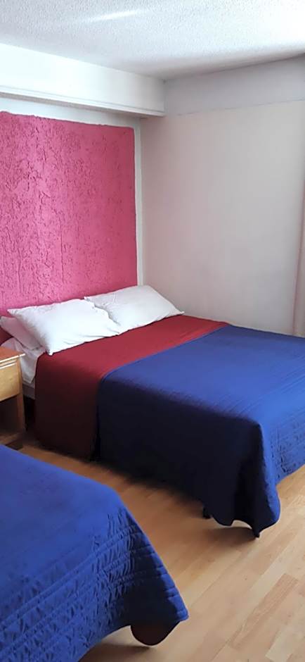 Hotel Zacatecas Courts