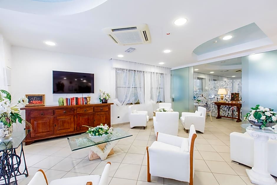 NOIDUE Hotel