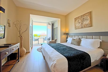 Superior Double Room with Sea View