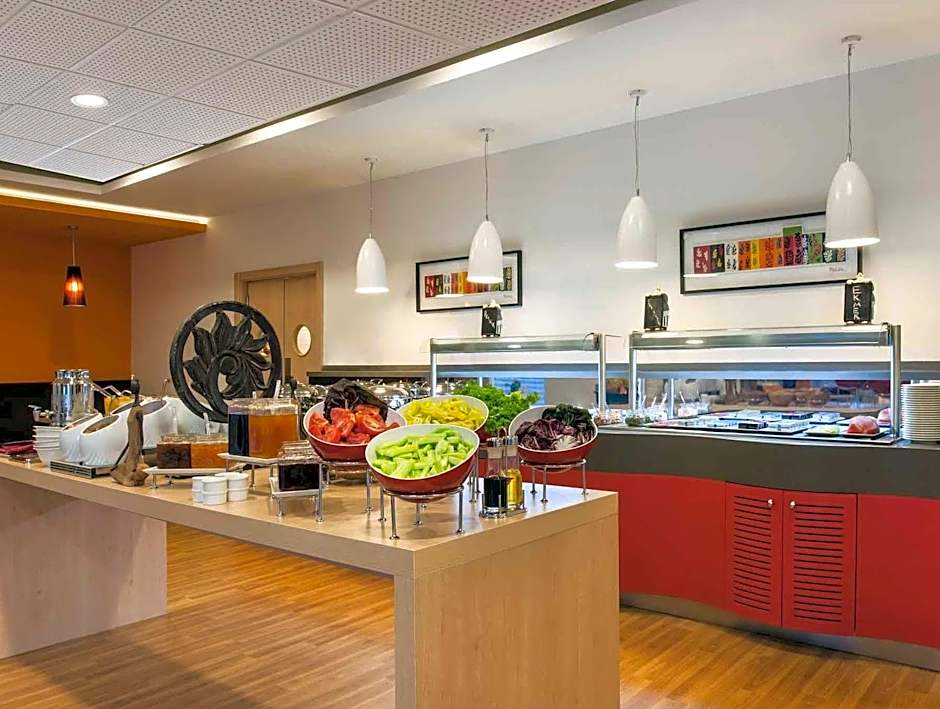 Ibis Izmir Alsancak