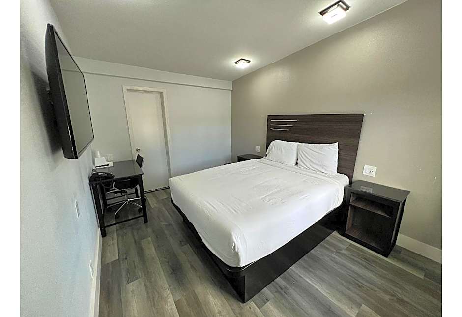 Motel 6 Santa Cruz, CA