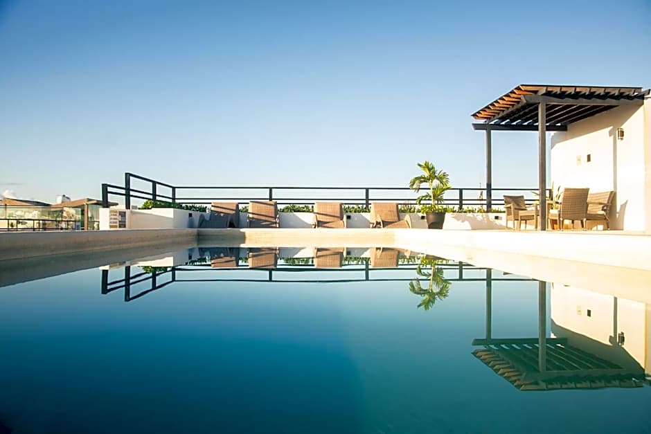 Torre Diez by Grupo Amber
