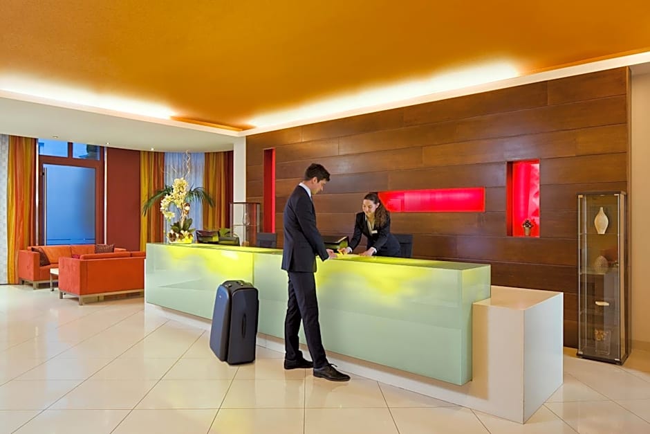 Mamaison Residence Diana