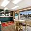 Econo Lodge North Washington