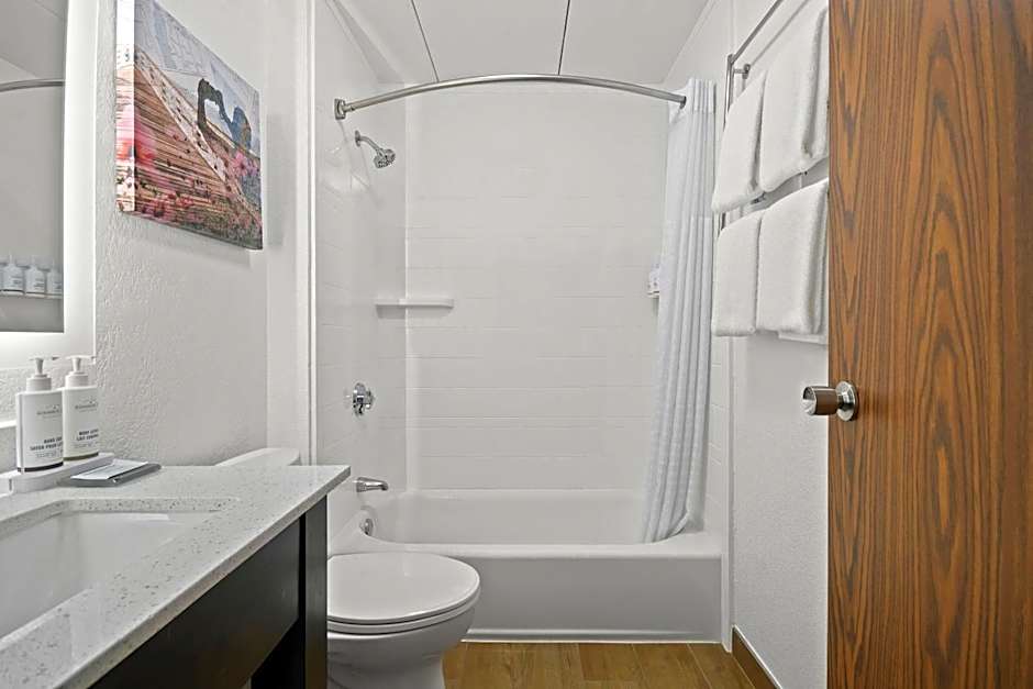 La Quinta Inn & Suites by Wyndham Sturbridge