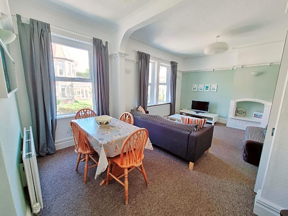 Beachcomber Holiday Apartments