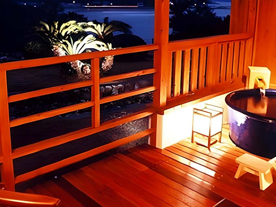 Toba Seaside Hotel