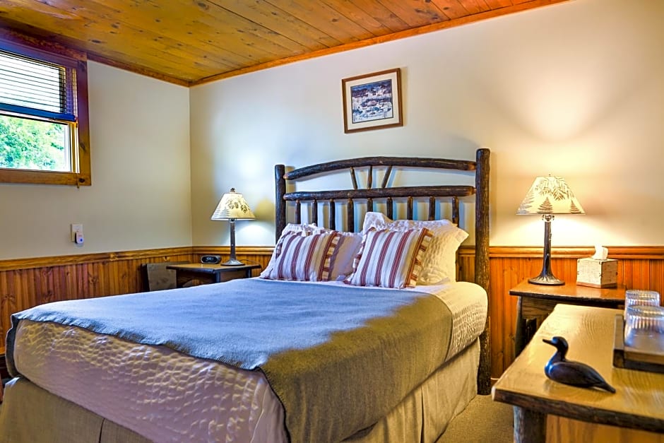 Garnet Hill Lodge