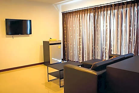 1 Bedroom Suite