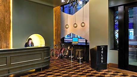 Hotel Zelos