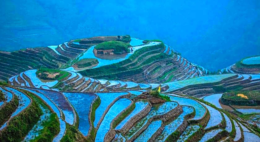 Longji Holiday Hotel