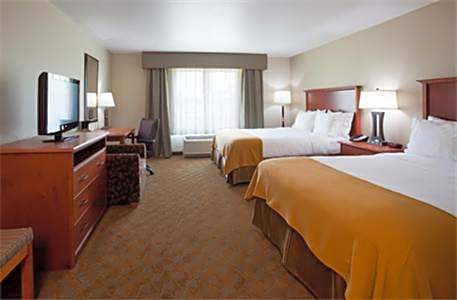 Holiday Inn Express Hotel and Suites Mason City By IHG