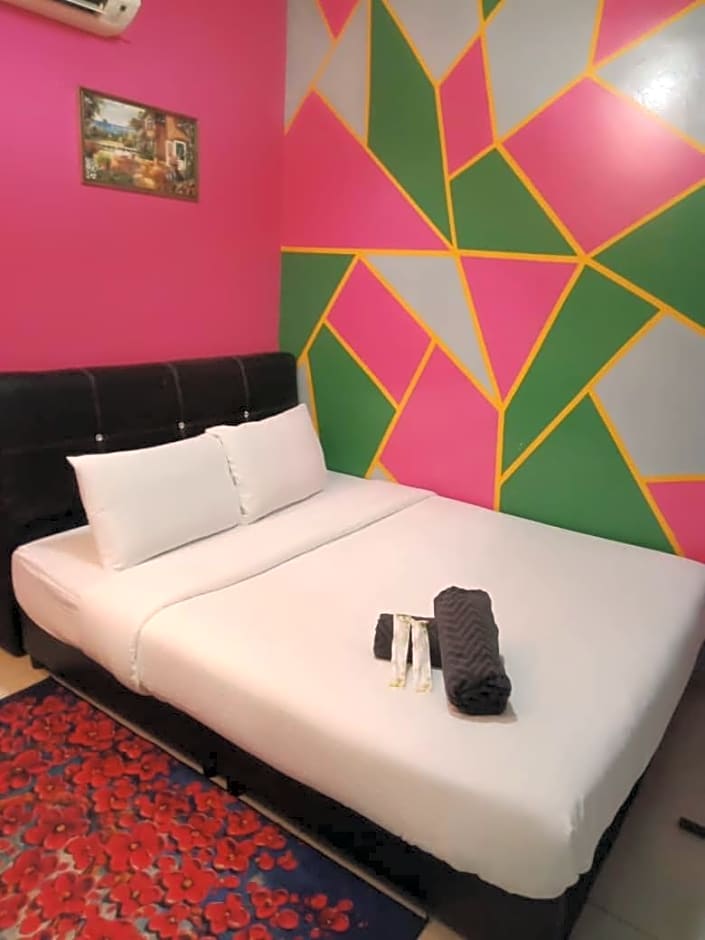 Ghazrins Hotel Dataran Larkin