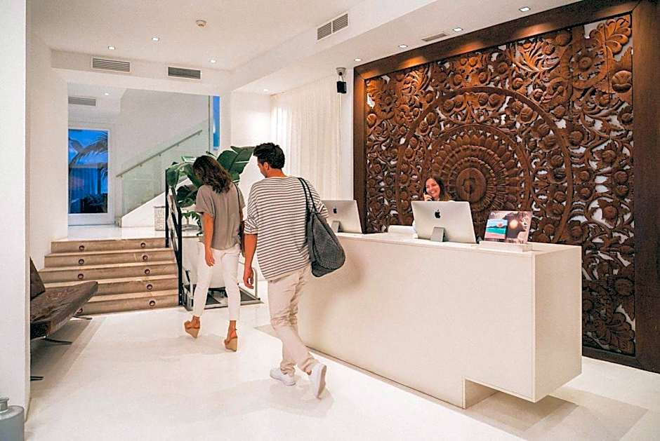 Puro Hotel Oasis Urbano