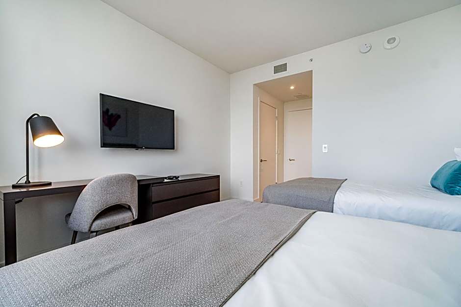 Hyde Beach House Hollywood Private Suites