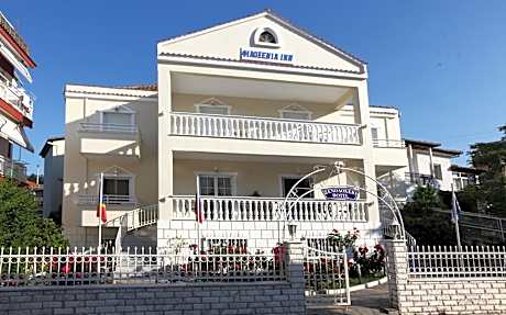 Philoxenia Inn