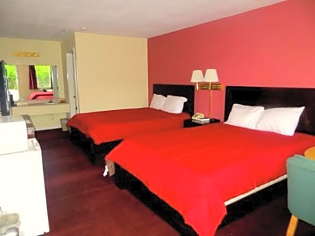 Deluxe Queen Room with Two Queen Beds
