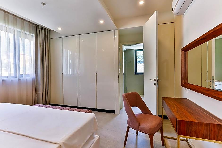 Sunraf Luxe Apartments