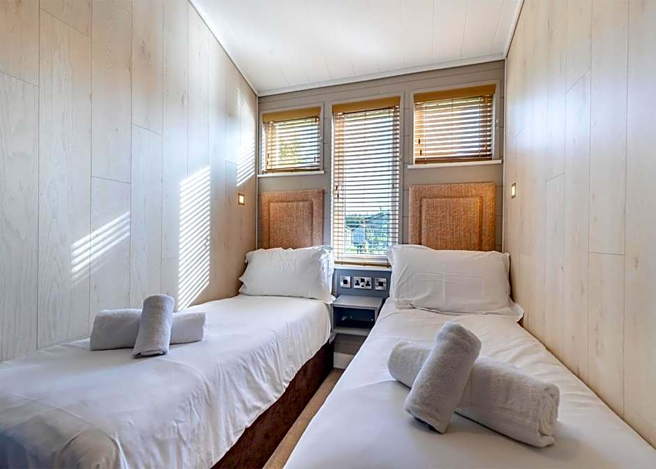 Rivendale Lodge Retreat