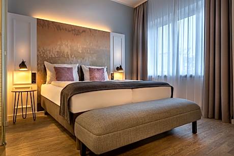 1 Queen Standard Single Sofa Bed Up to 3 Adults