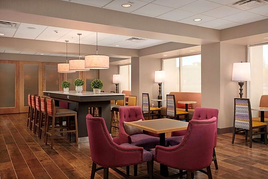 Hampton Inn By Hilton Sherwood Portland