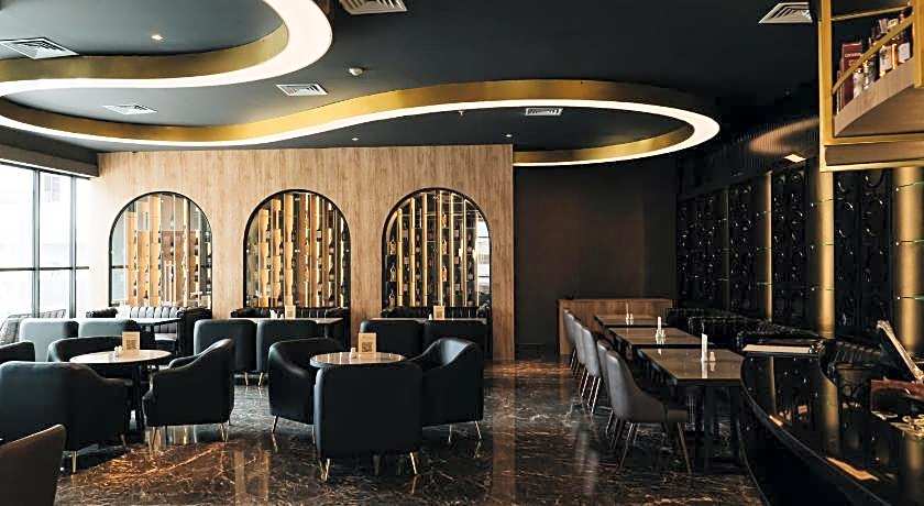 Grand Central Premier