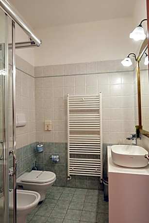 Deluxe Double Room with Balcony and Sea View