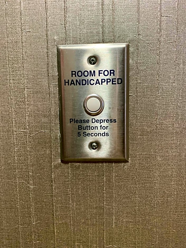 Hampton Inn & Suites By Hilton - Rockville Centre