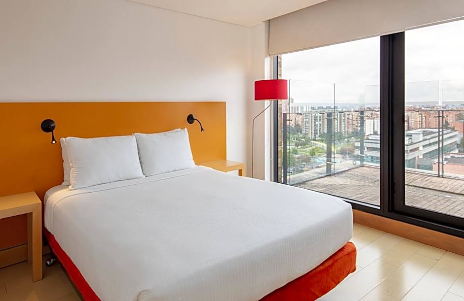 Fairfield by Marriott Bogota Embajada