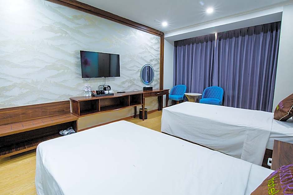 SAKURA HOTEL