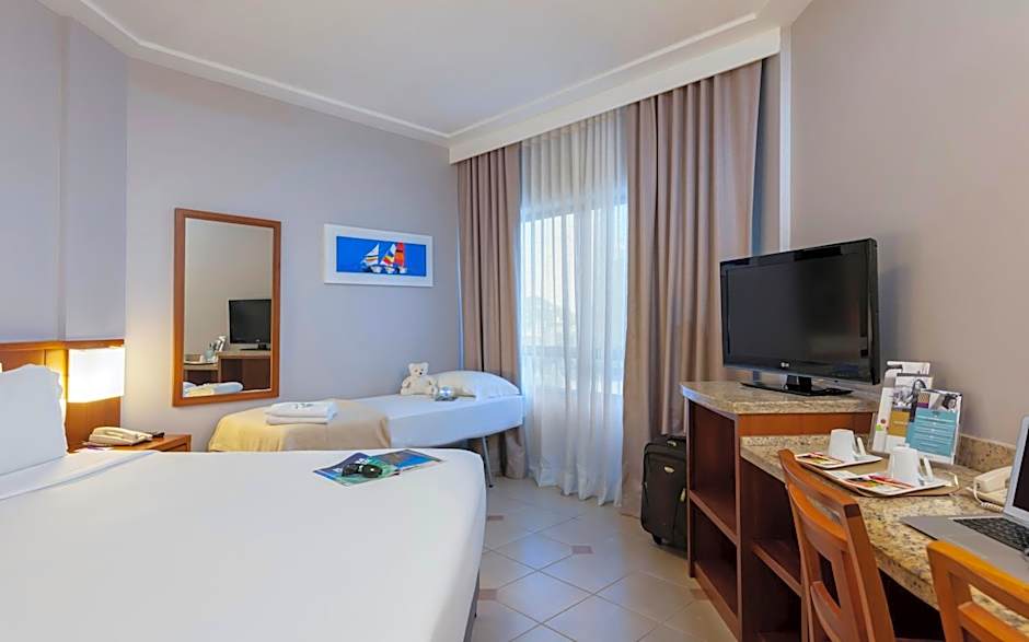 Mercure Florianopolis Convention Hotel